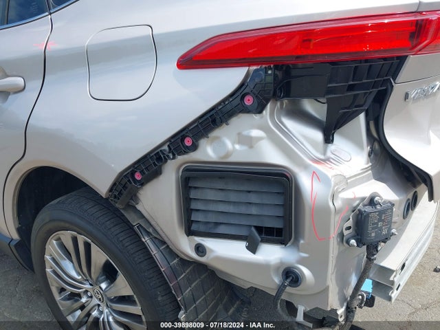 Toyota Venza Xle 2022 JTEAAAAH2NJ105289 Image 18