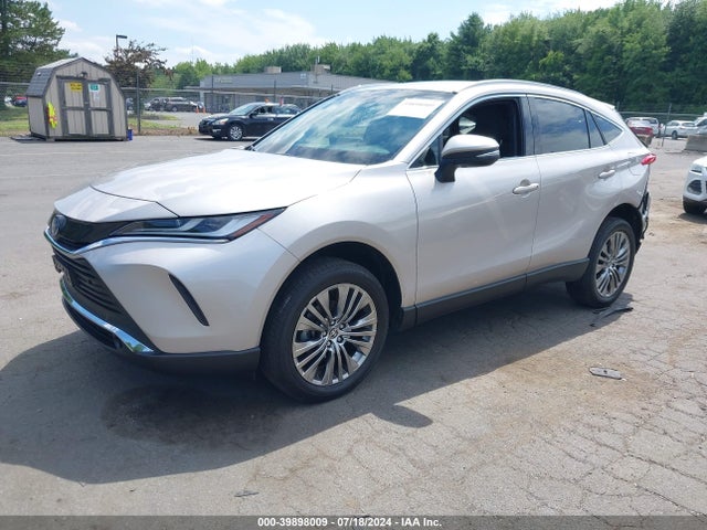 Toyota Venza Xle 2022 JTEAAAAH2NJ105289 Image 2
