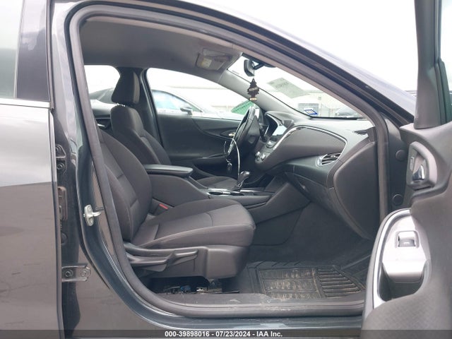 Chevrolet MALIBU LT 2018 1G1ZD5ST5JF207362 Image 5