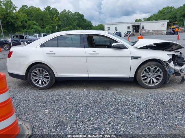 Ford Taurus Limited 2018 1FAHP2F84JG120485 Image 12