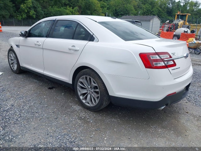 Ford Taurus Limited 2018 1FAHP2F84JG120485 Image 3