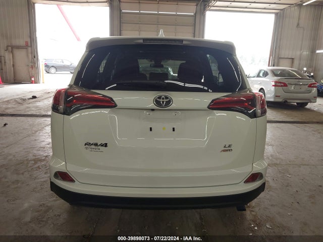 Toyota RAV4 LE 2018 JTMBFREV0JD257685 Image 17