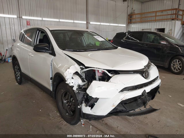 Toyota RAV4 LE 2018 JTMBFREV0JD257685 Image 6