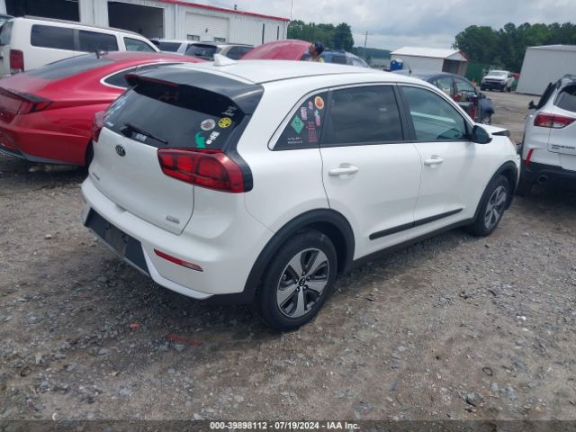 KNDCB3LC4H5036772 KIA NIRO FE