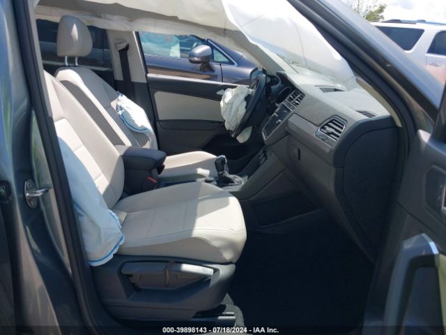 3VV2B7AX8KM164718 Volkswagen Tiguan 2.0t Se/2.0t Sel/2.0t Sel R-line/2.0t Sel R-line Black