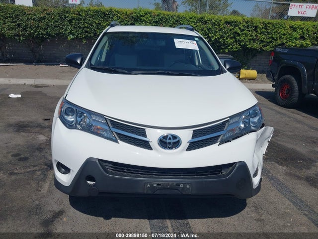 Toyota RAV4 LE 2015 JTMZFREV7FJ024488 Image 12