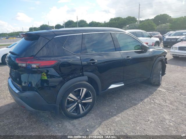 5N1AT3CA9MC815881 Nissan Rogue Sl Fwd