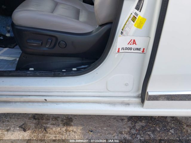5TDYZ3DC2KS011953 Toyota Sienna Limited Premium 7 Passenger