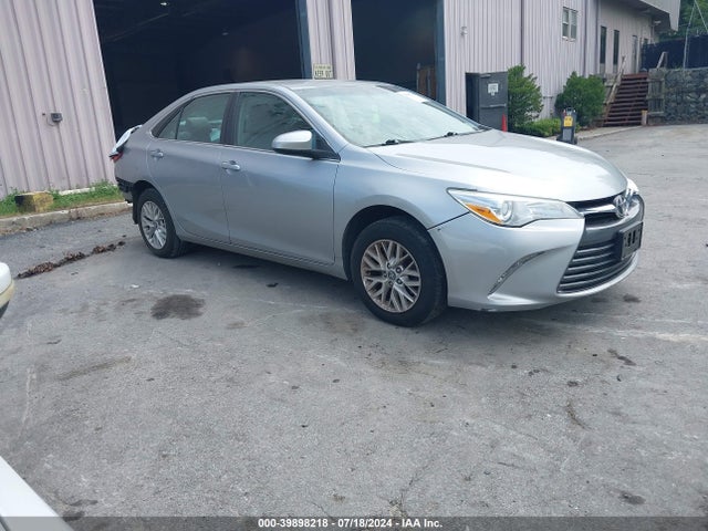 Toyota CAMRY LE 2017 4T1BF1FK5HU665949 Image 1