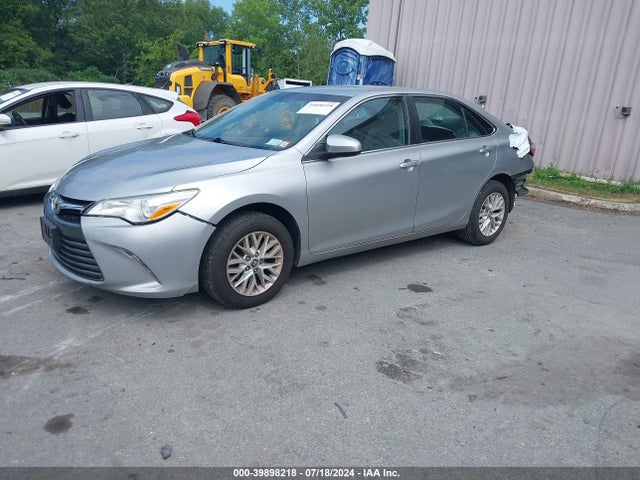Toyota CAMRY LE 2017 4T1BF1FK5HU665949 Image 2