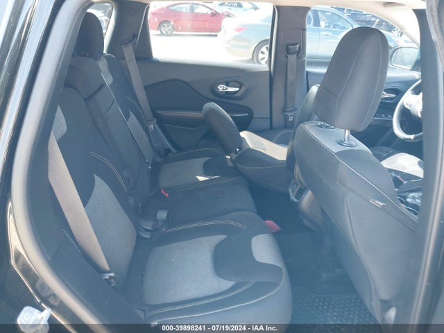 1C4PJMCS5EW294340 Jeep Cherokee Altitude
