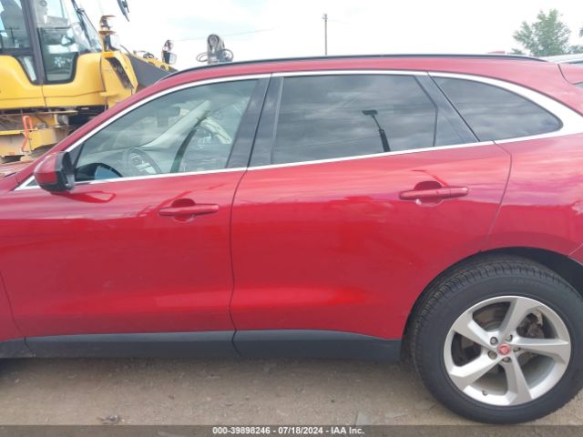 SADCJ2FX8KA354179 Jaguar F-pace 25t Premium