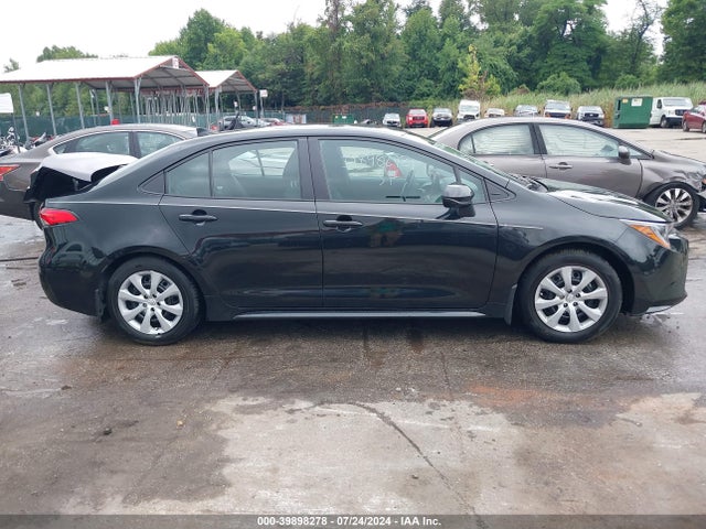 Toyota COROLLA LE 2022 5YFEPMAE3NP385697 Image 14