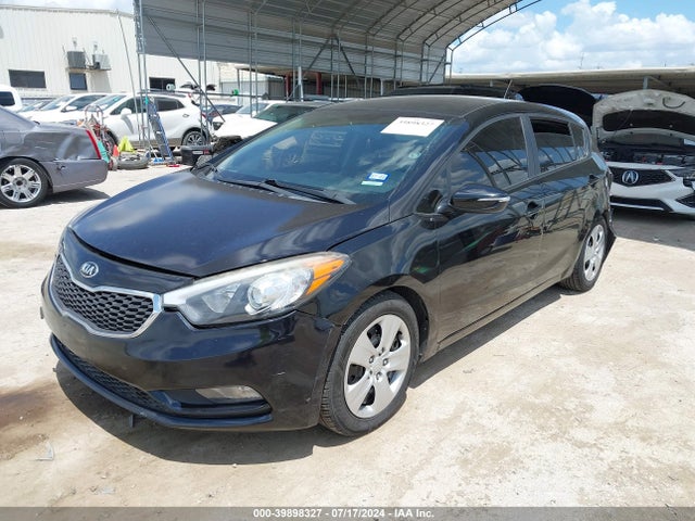 KIA FORTE LX 2016 KNAFK5A8XG5572550 Image 2