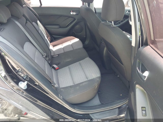 KIA FORTE LX 2016 KNAFK5A8XG5572550 Image 8