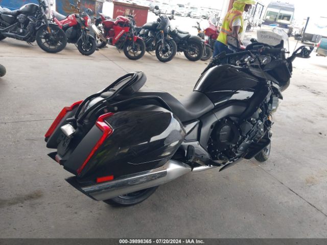 2018 BMW K1600 WB10F5305JZG16071 Photo 3