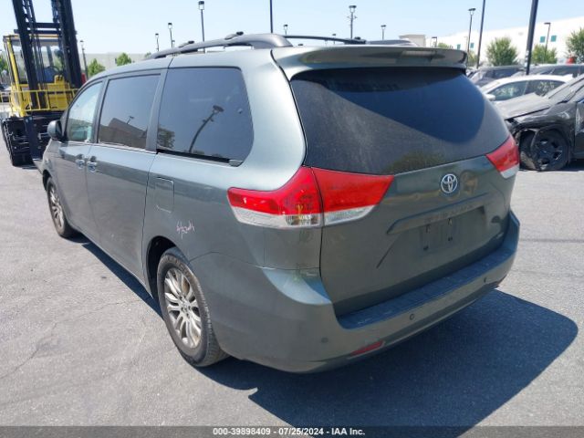 5TDYK3DC2ES429521 Toyota Sienna Xle V6 8 Passenger