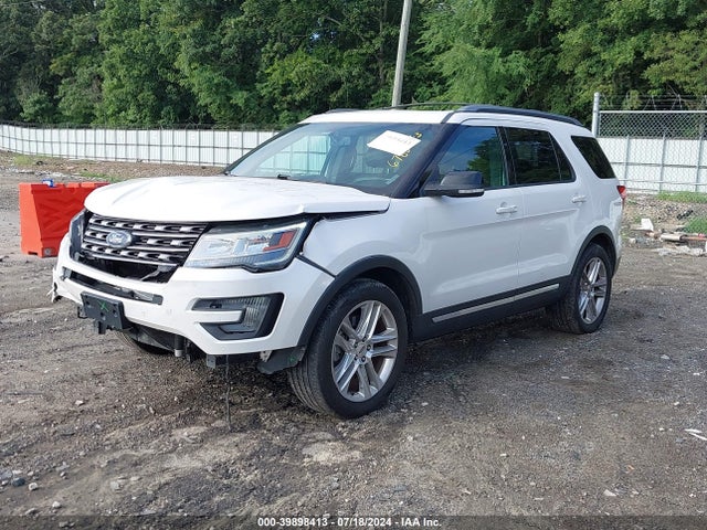 Ford EXPLORER XLT 2017 1FM5K8D81HGA96783 Image 2