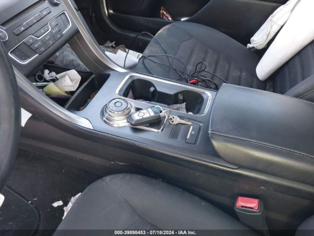 3FA6P0HD1HR247915 Ford FUSION SE