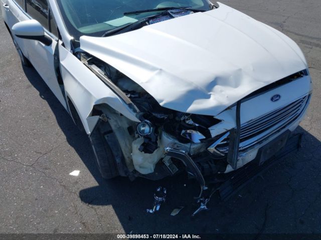 3FA6P0HD1HR247915 Ford FUSION SE
