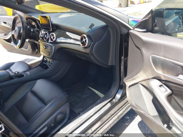 WDDSJ4GB3FN280048 Mercedes-Benz CLA 250 4MATIC