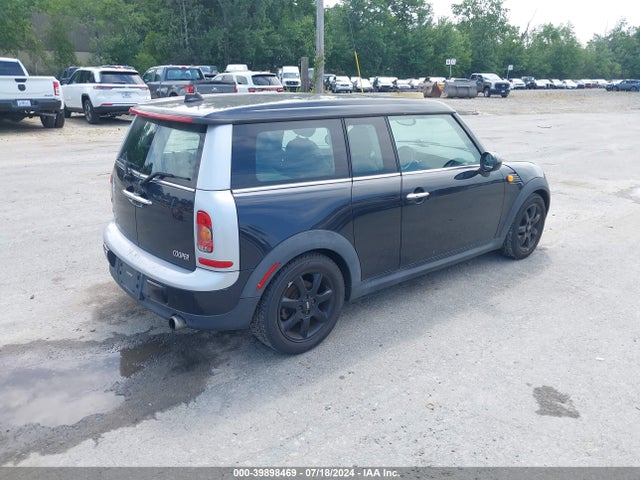 2009 MINI COOPER CLUBMAN WMWML33509TP98073 Photo 3
