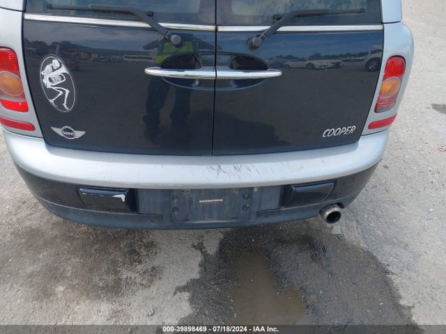 2009 MINI COOPER CLUBMAN WMWML33509TP98073 Photo 5