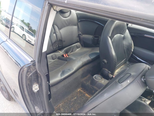 2009 MINI COOPER CLUBMAN WMWML33509TP98073 Photo 7
