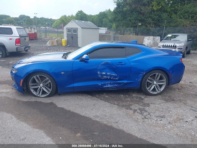 Chevrolet Camaro 2lt 2018 1G1FD1RS3J0111628 Image 14