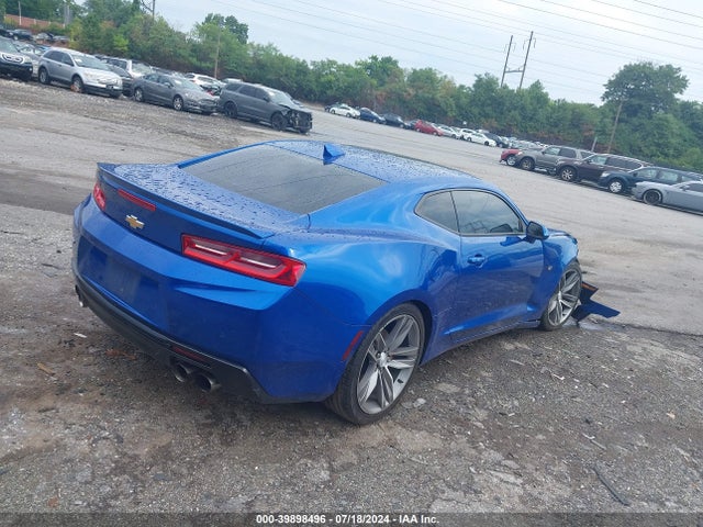 Chevrolet Camaro 2lt 2018 1G1FD1RS3J0111628 Image 4