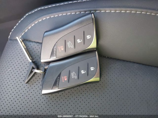 2T2GKCEZ9PC012385 Lexus Nx 350h Premium