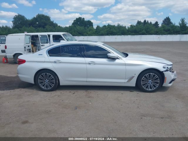 WBAJB1C55JB084007 BMW 530e Xdrive Iperformance