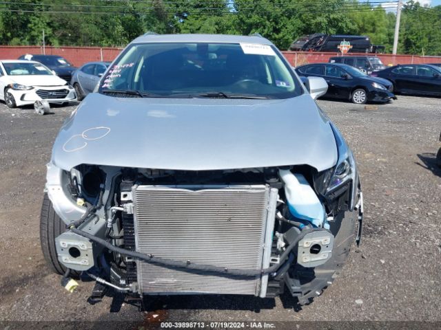 1GYKNDRS3JZ246926 Cadillac XT5 LUXURY