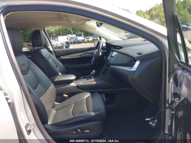 1GYKNDRS3JZ246926 Cadillac XT5 LUXURY