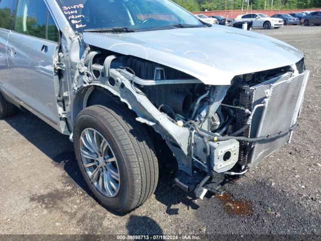 1GYKNDRS3JZ246926 Cadillac XT5 LUXURY