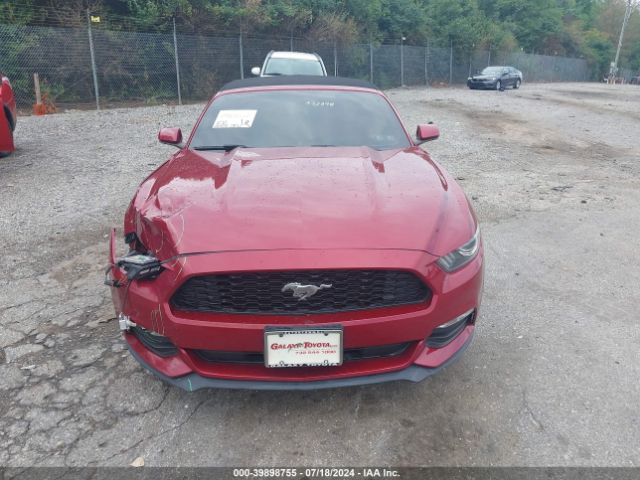 1FATP8EM4F5373398 Ford Mustang V6