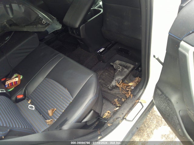 2T3E6RFV5RW053023 Toyota Rav4 Hybrid Xse
