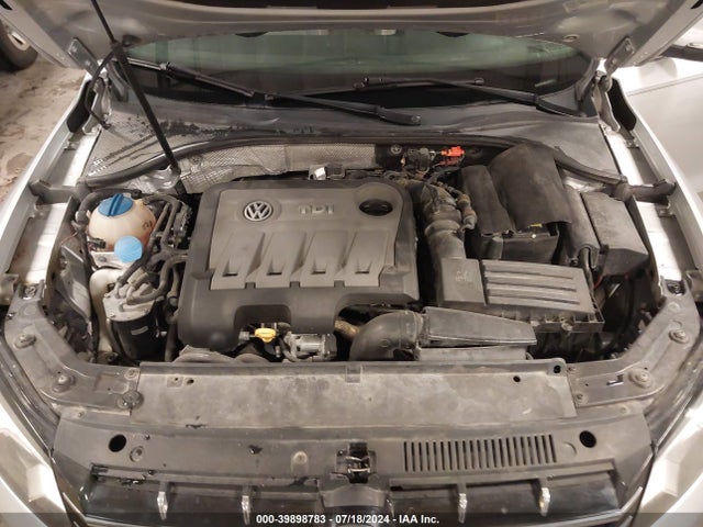 1VWCN7A35EC032705 Volkswagen Passat 2.0l Tdi Sel Premium