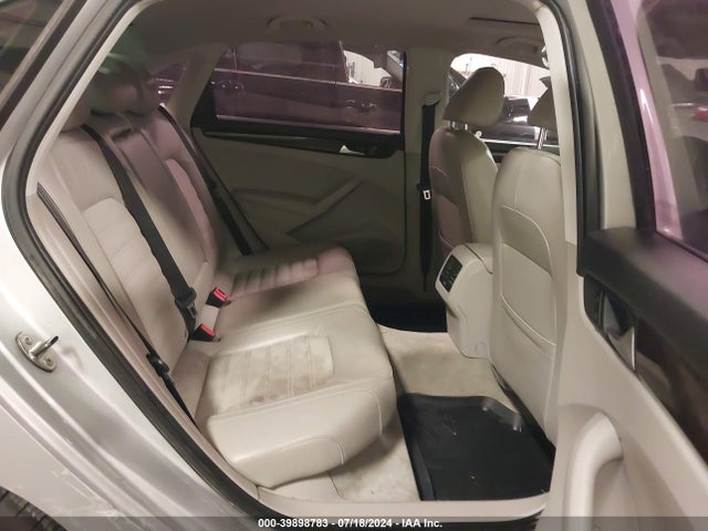 1VWCN7A35EC032705 Volkswagen Passat 2.0l Tdi Sel Premium
