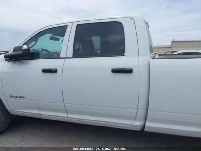 3C6UR5HJ4NG155081 RAM 2500 Tradesman  4x4 8' Box