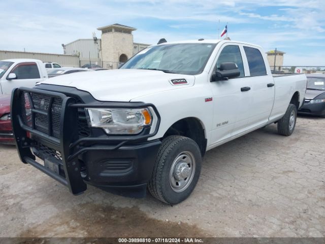 3C6UR5HJ4NG155081 RAM 2500 Tradesman  4x4 8' Box