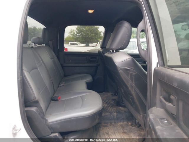 3C6UR5HJ4NG155081 RAM 2500 Tradesman  4x4 8' Box