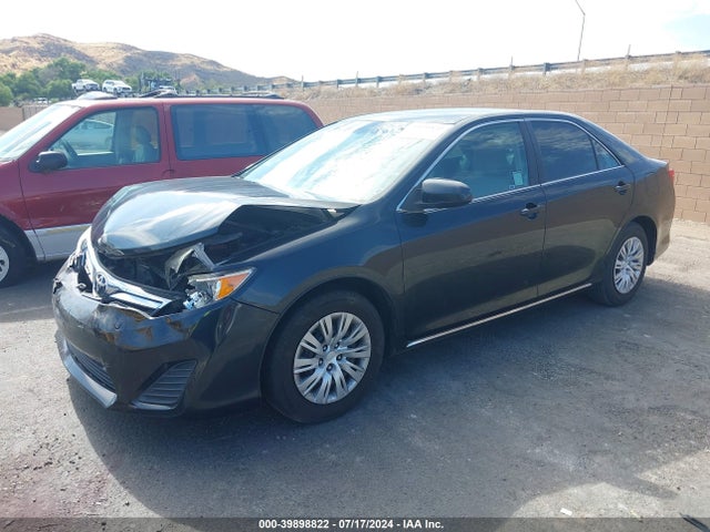 Toyota CAMRY LE 2014 4T4BF1FK2ER369773 Image 2