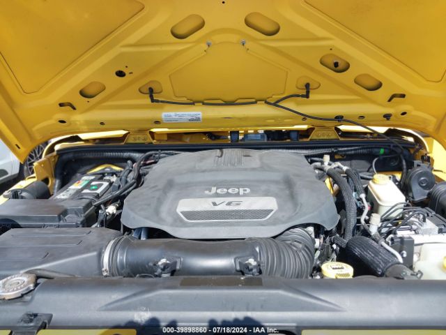 1C4BJWDG3FL625256 Jeep Wrangler Unlimited Sport