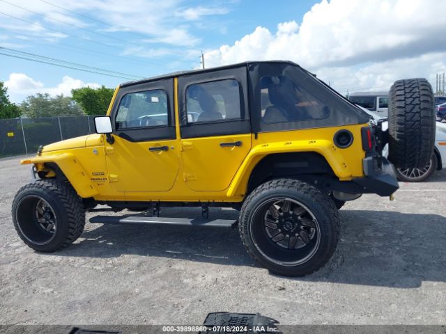 1C4BJWDG3FL625256 Jeep Wrangler Unlimited Sport