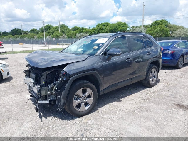 Toyota Rav4 Xle 2023 2T3W1RFV4PC228668 Image 2