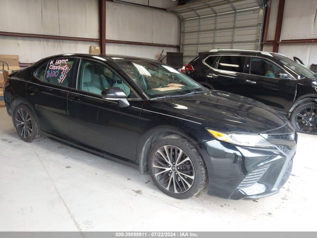 Toyota CAMRY SE 2018 4T1B11HKXJU125949 главное изображение