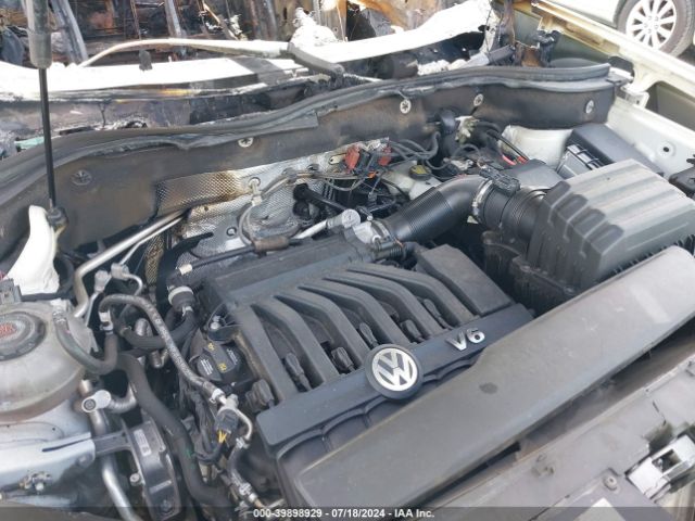 1V2XR2CA7KC568296 Volkswagen Atlas 3.6l V6 Se W/technology R-line