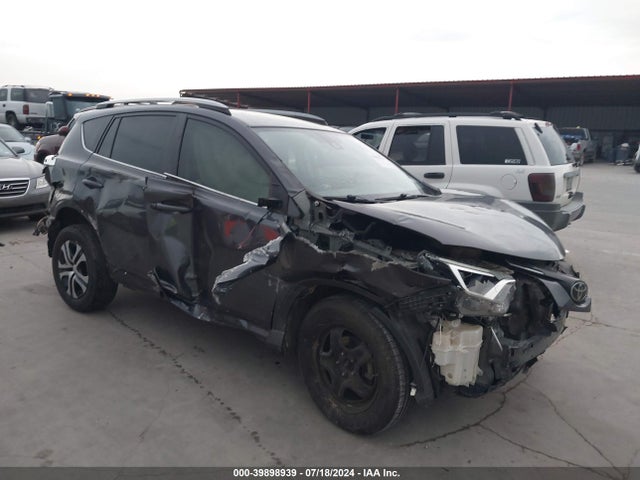 Toyota RAV4 LE 2018 JTMZFREV2JJ181404 главное изображение