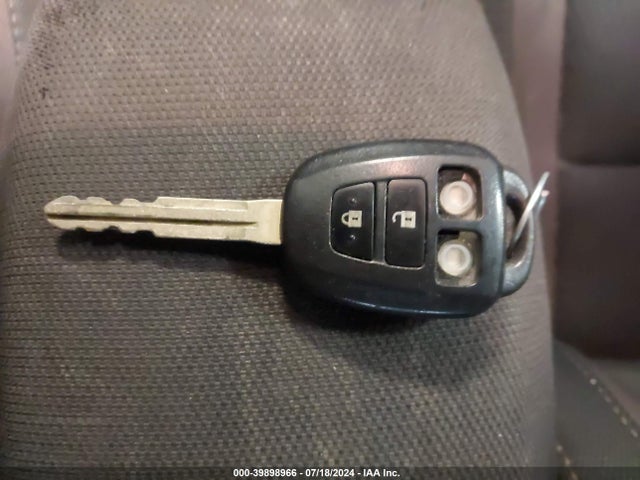 Toyota COROLLA LE 2017 2T1BURHE8HC777237 Image 11